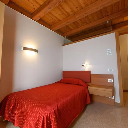 مزرعة للإقامة Agriturismo Venice Dolomiti *