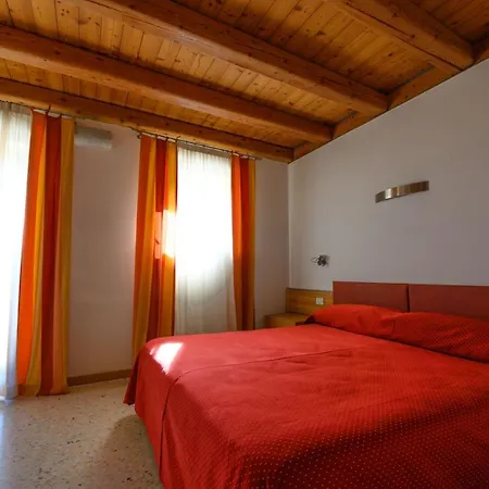 مزرعة للإقامة Agriturismo Venice Dolomiti