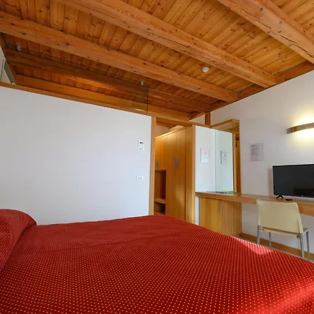 Agriturismo Venice Dolomiti مزرعة للإقامة Cesiomaggiore